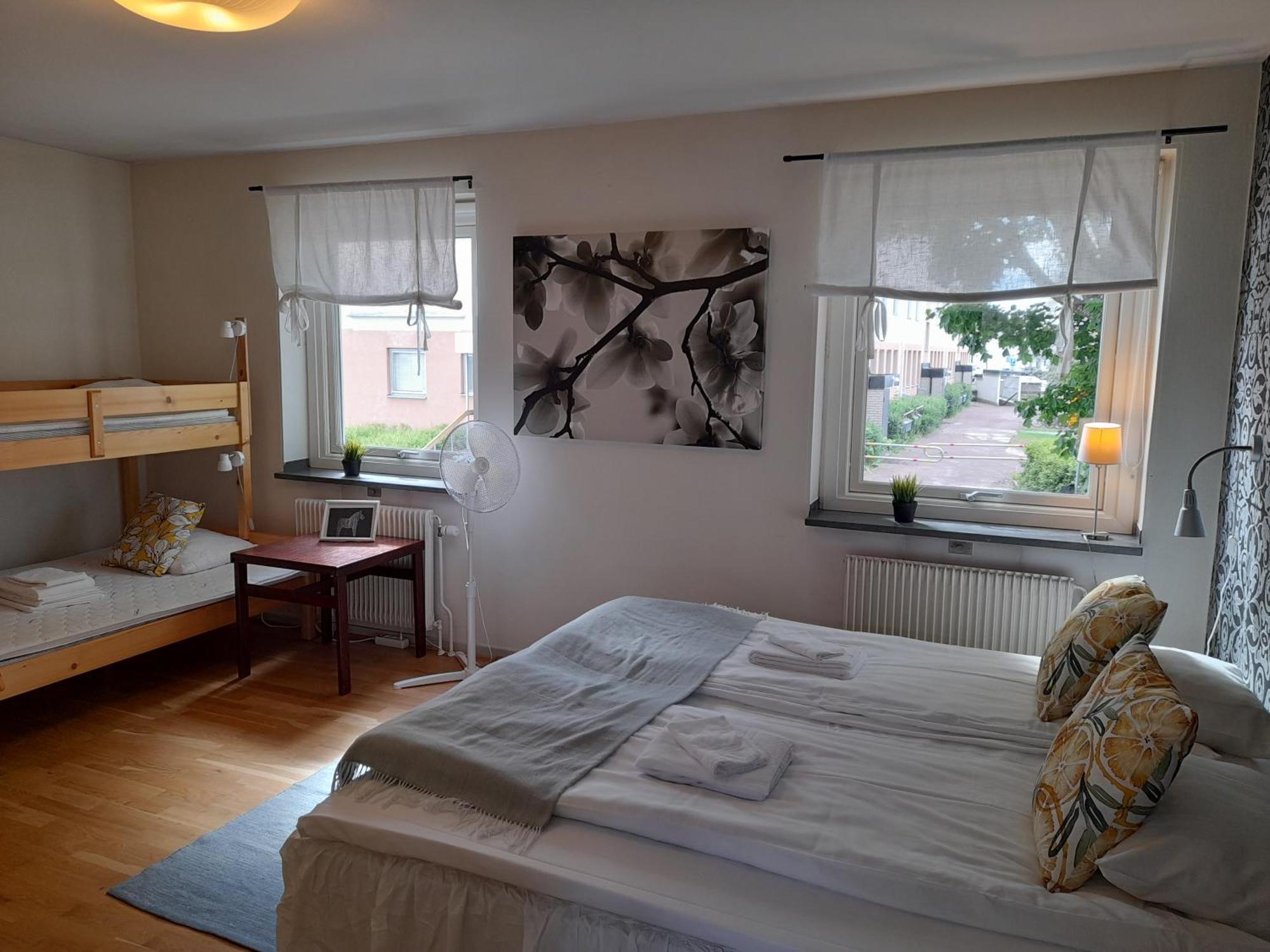 Kristinebergs Bed & Breakfast Mora Exterior photo